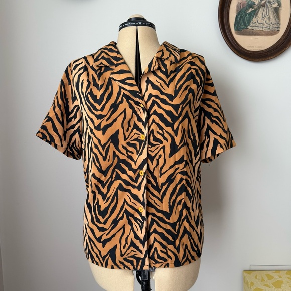 Vintage 1980s Tiger Print Blouse - Truffles - Picture 3 of 8